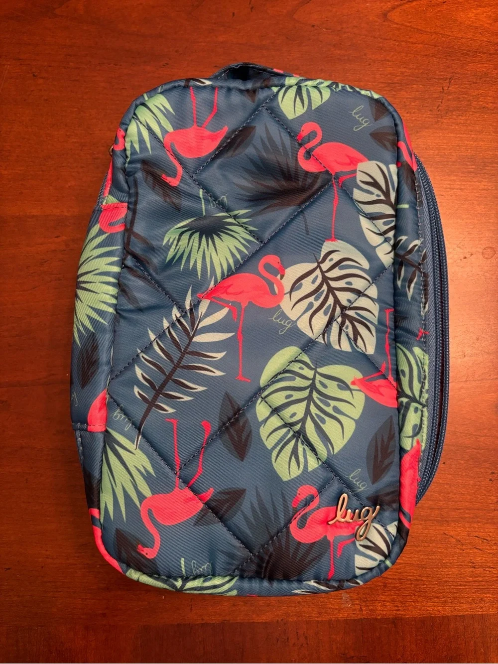 Lug flamingo blue beach theme hover lined cosmetic case makeup wipeable